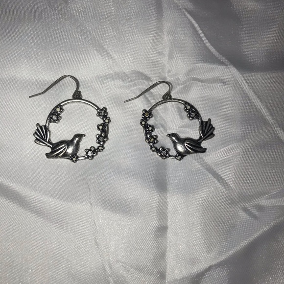 Silver bird earrings - Picture 1 of 1
